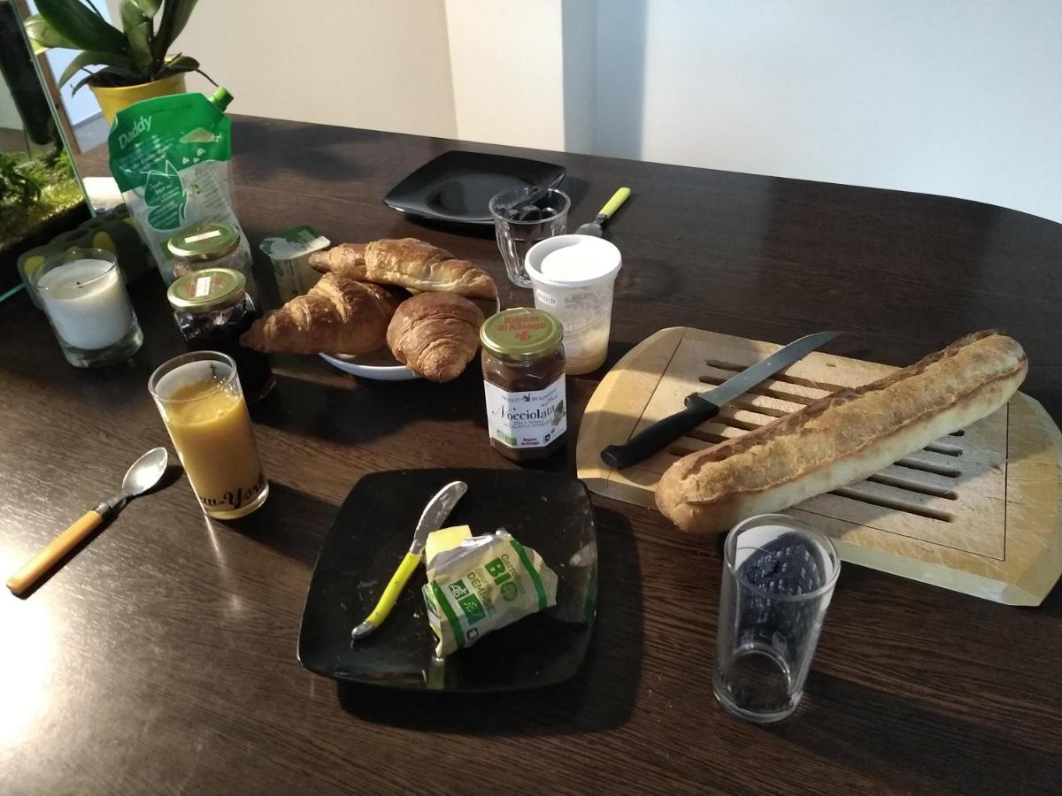 A La Campagne, Au Calme Panzió Monterolier Kültér fotó